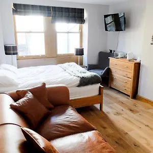 https://rooms-at-the-nook.yorkshirehotels.net